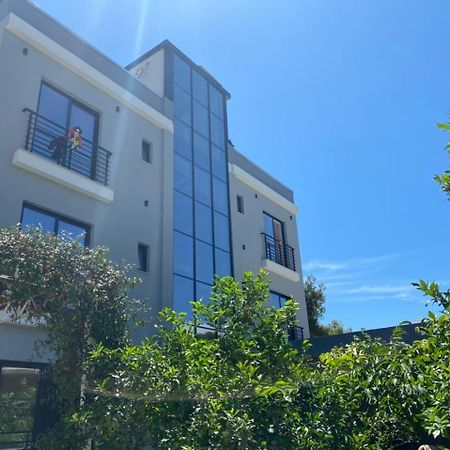 Ritson Hotel Vlorë Екстериор снимка